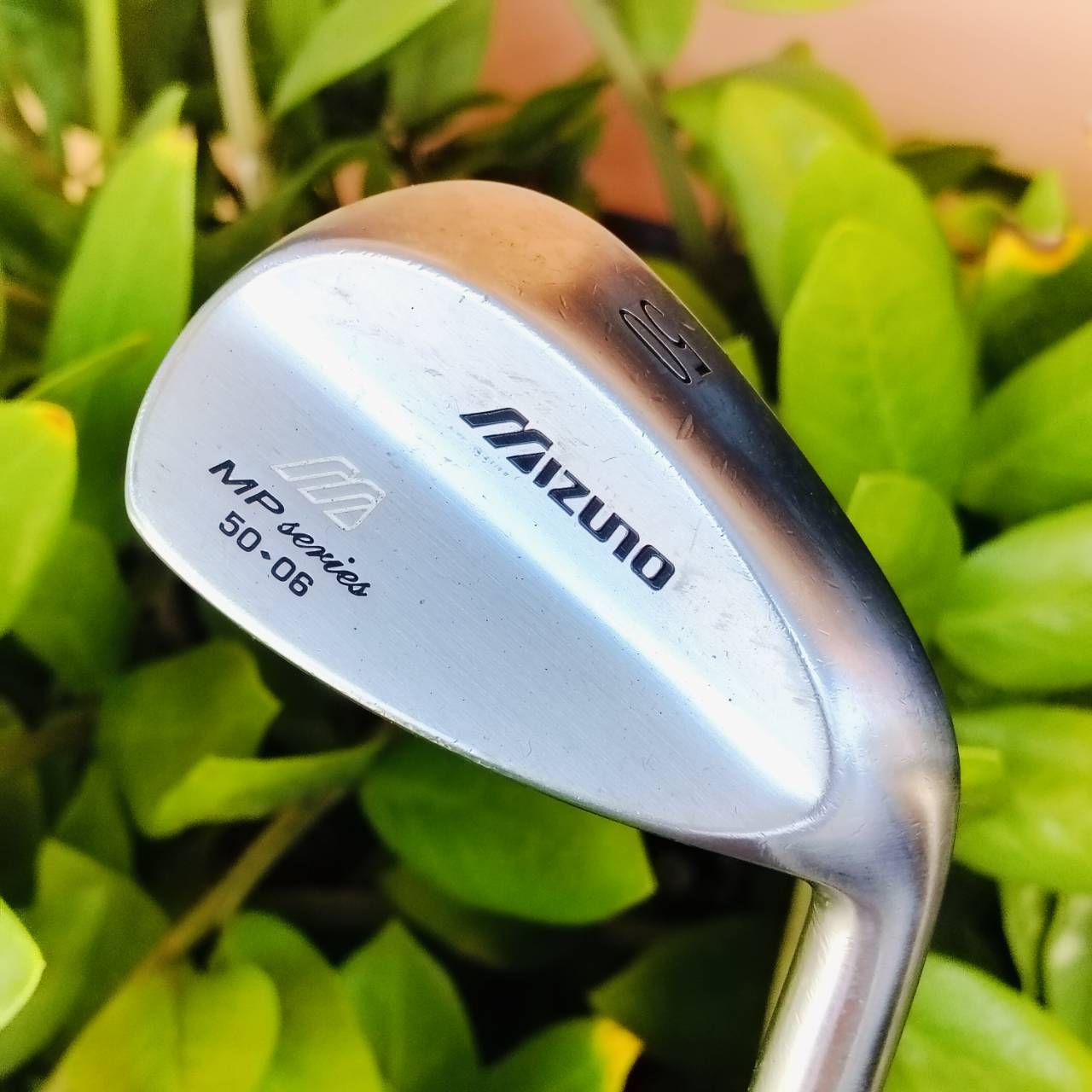 WEDGE MIZUNO MP SERIES องศา 50 BOUNCE 6 นุ่ม และวางบอลได้แม่นชิพสนุก ร่องหน้าใบสวยมาก ตีตกหยุดแน่นอน ก้าน DYNAMIC GOLD WEDGE FLEX ไม้กอล์ฟพรีเมี่ยมมือสอง ของแท้ By NakaraLuxurious
