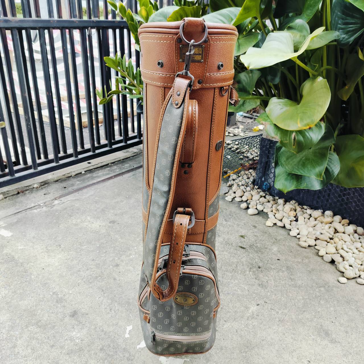 Italian Fashion Brands: Nazareno Gabrielli leather golf bag ถุงกอล์ฟแบรนด์เนม วินเทจสุดหรู ของแท้ หนังแท้ มือสอง ค่ะ ราคาปกติแพงมากๆ หายากมาก