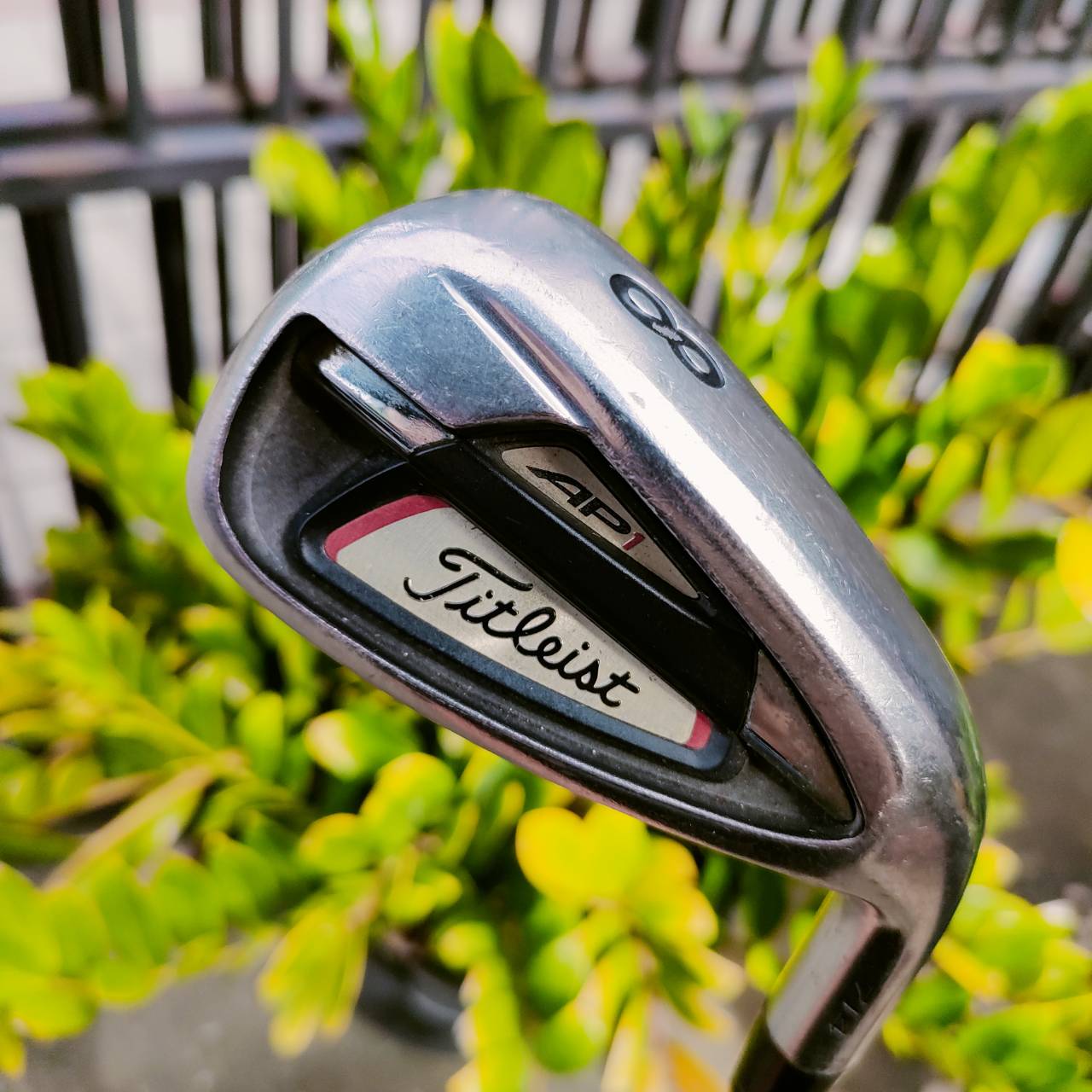 เหล็ก 8 titleist AP1 714 ก้าน NSPRO 950 FLEX R เป็นเหล็กที่ตีง่ายและคมกว่า AP2 ในเหล็กสั้นวางได้แม่นยำมาก ไม้กอล์ฟพรีเมี่ยมมือสอง ของแท้ By NakaraLuxurious