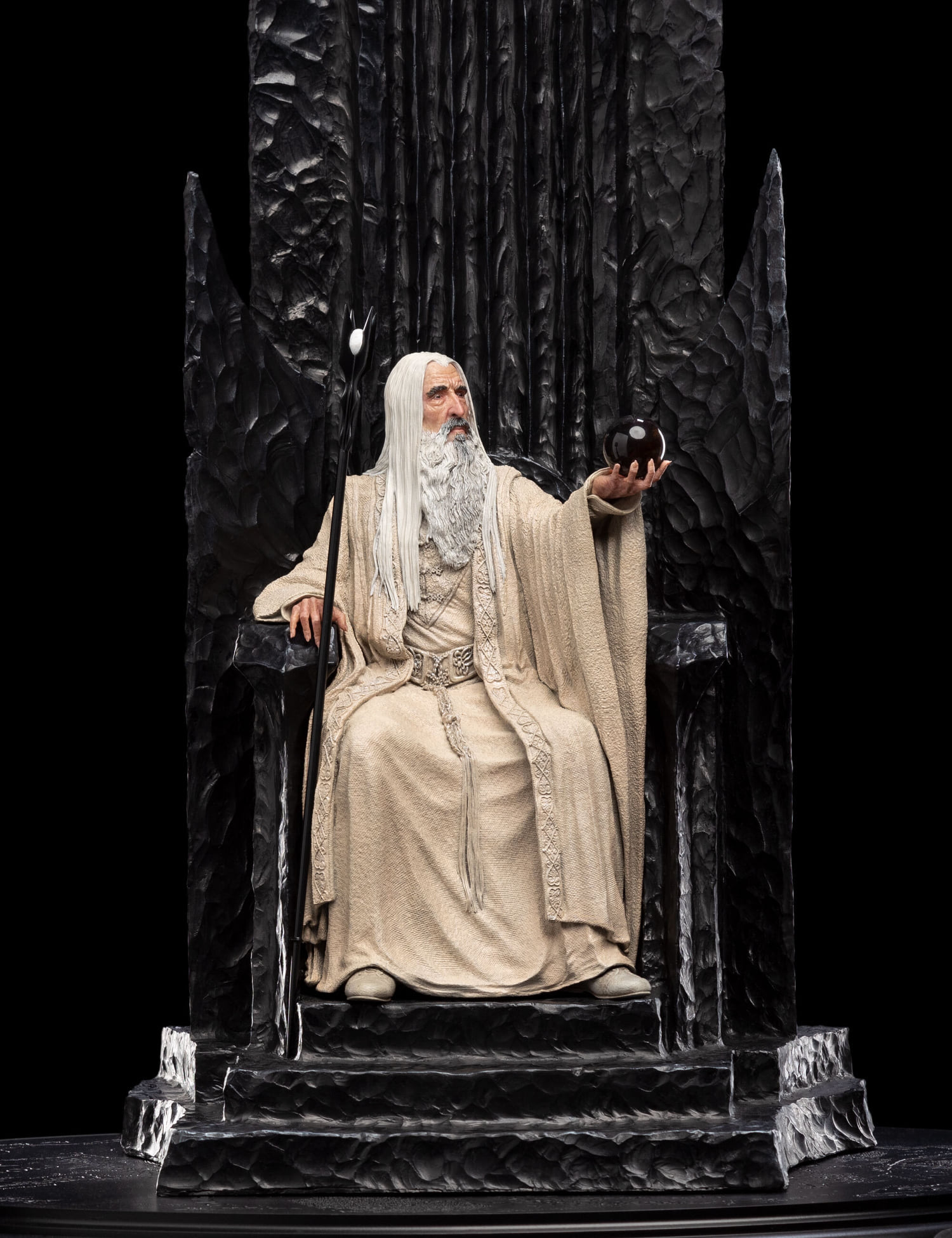 [สั่งจอง]Weta Workshop 1/6 : Saruman the White on Throne