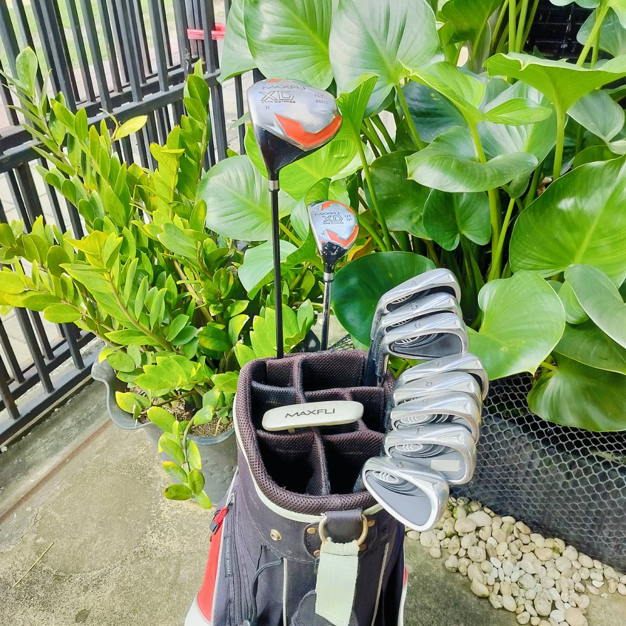 **ไม้กอล์ฟครบชุดมือซ้าย** MAXFLI XD EXTRA DISTANCE Driver ไทเทเนี่ยมหัวใหญ่ๆ ตีไกลๆ มีกับ UT องศา 19 เป็นตัวเล่นบน FW และมีเหล็กที่ตีง่ายมากๆ ไม้กอล์ฟพรีเมี่ยมมือสอง ของแท้ By NakaraLuxurious