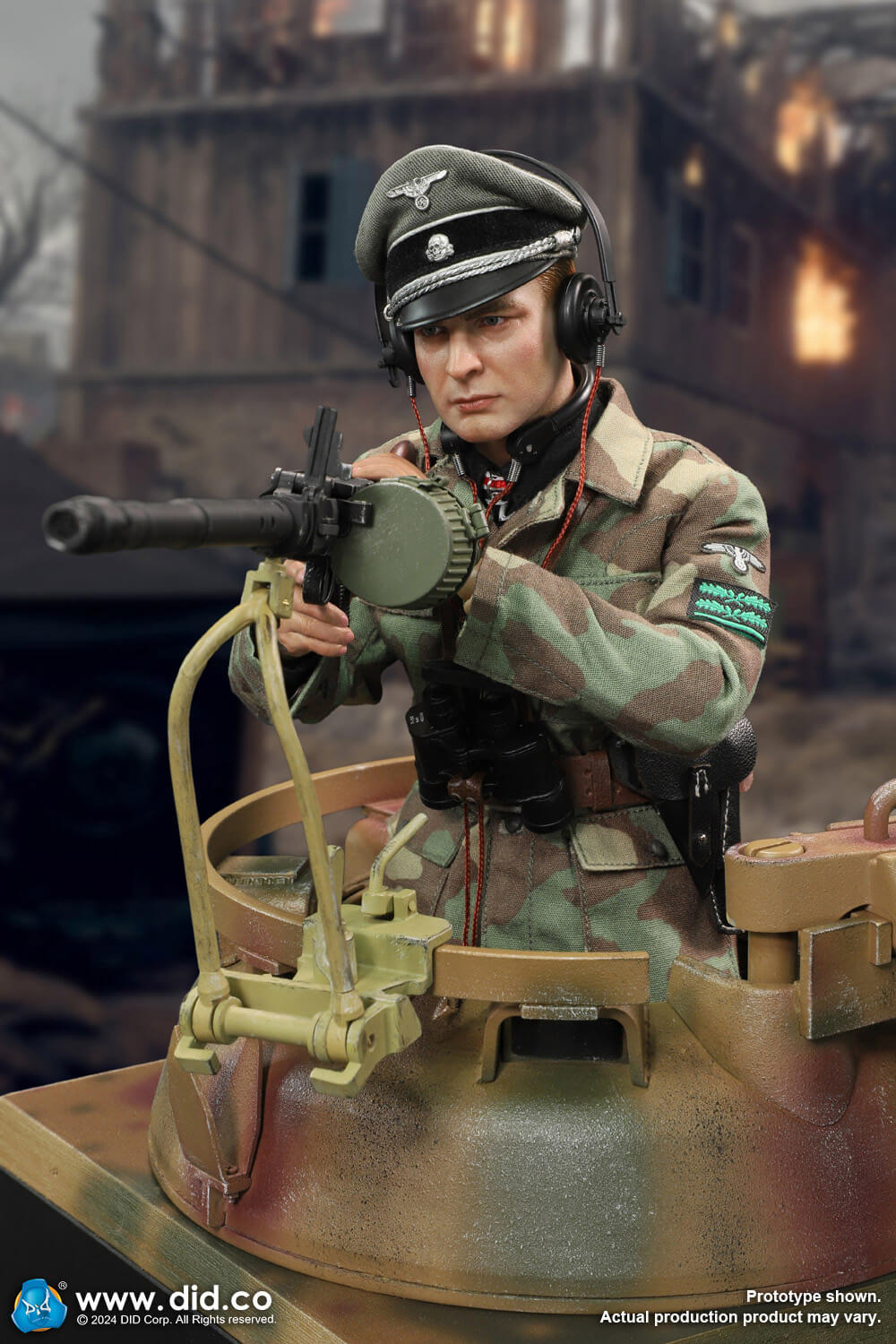 [สั่งจอง] DID E60077 1/6 : Panther tank diorama with MG34