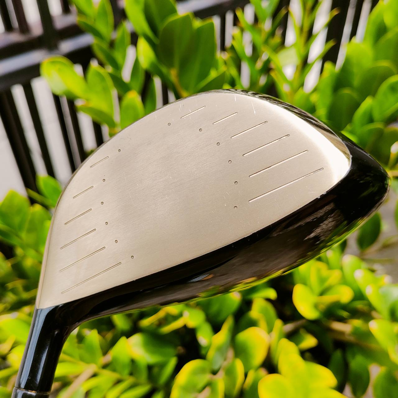 Driver SWORD SNIPER Hi 4WD องศา 9 ก้าน TOUR AD FLEX มี COVER เดิม รุ่น Hi หน้าเด้งมาก พร้อมหมุด 4 จุด 4WD ทำให้การชดเชยสูงสุด ตีทั้งตรง ทั้งไกลมาก ไม้กอล์ฟพรีเมี่ยมมือสองญี่ปุ่น ของแท้ By NakaraLuxurious