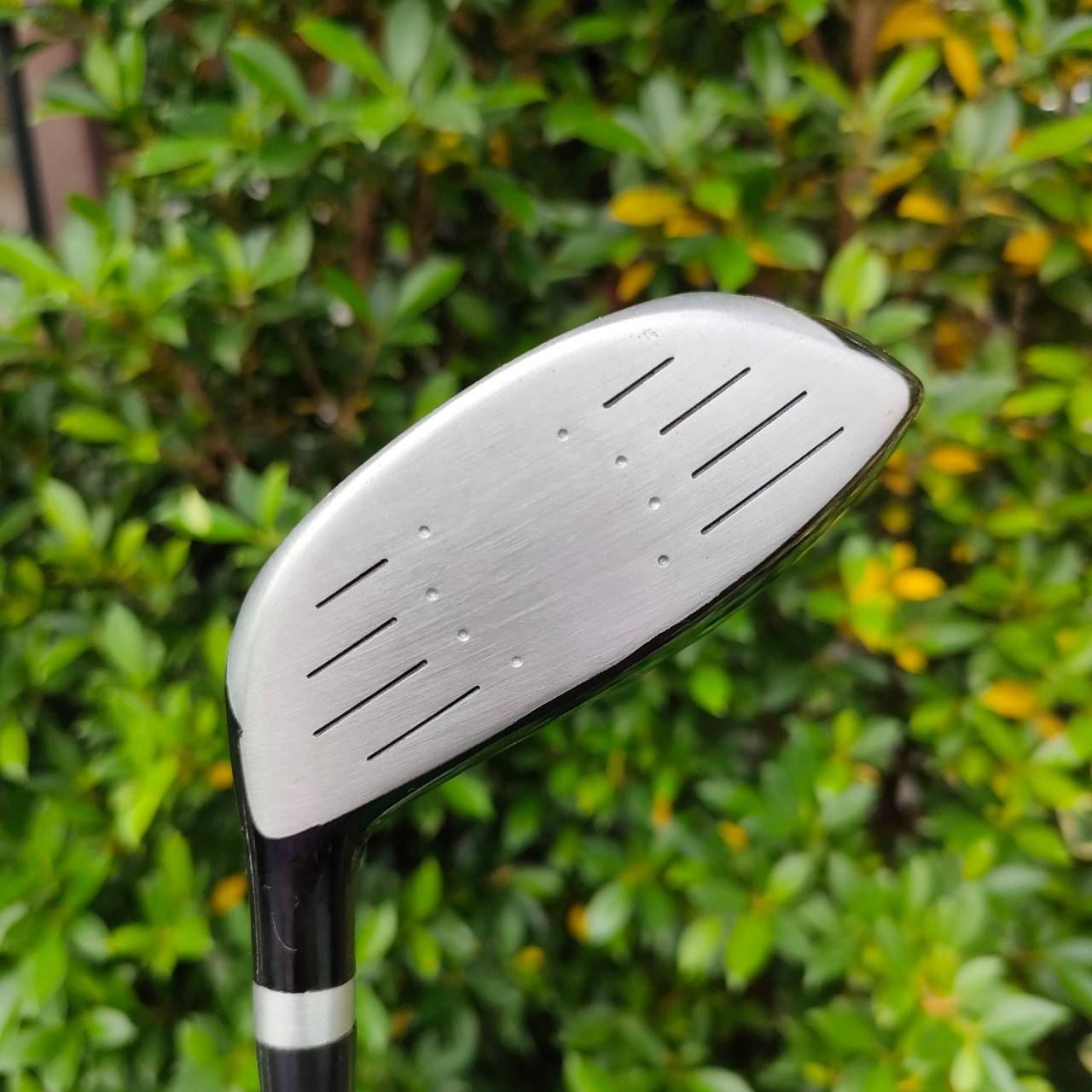 ไม้กอล์ฟครบชุด WILSON มีหัวไม้ครบ 1 , 3 HYBRID ชุดเหล็ก 5 - 9 พร้อม PW PUTTER WILSON ถุงกอล์ฟสวย ช่องเยอะ พร้อมออกรอบได้เลยครับ