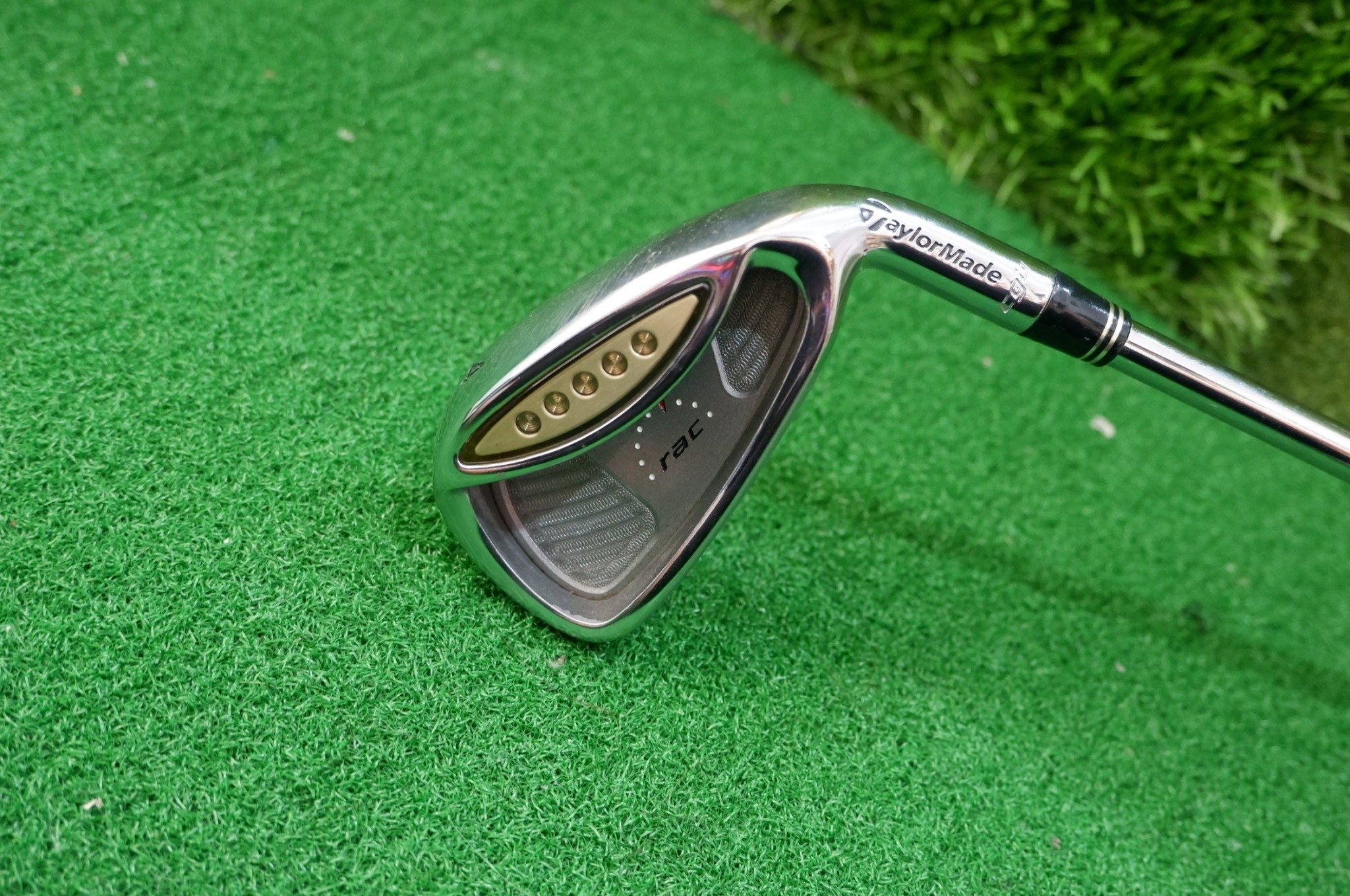 เหล็ก 4 RAC TAYLORMADE
