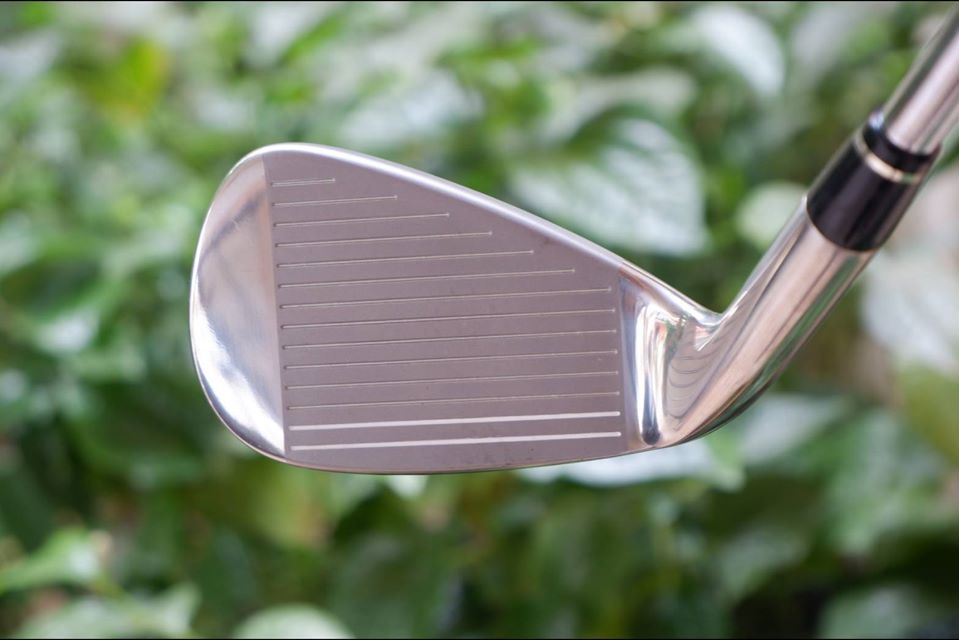 ชุดเหล็ก NIKE SLING SHOT POWER BOW TECHNOLOGY