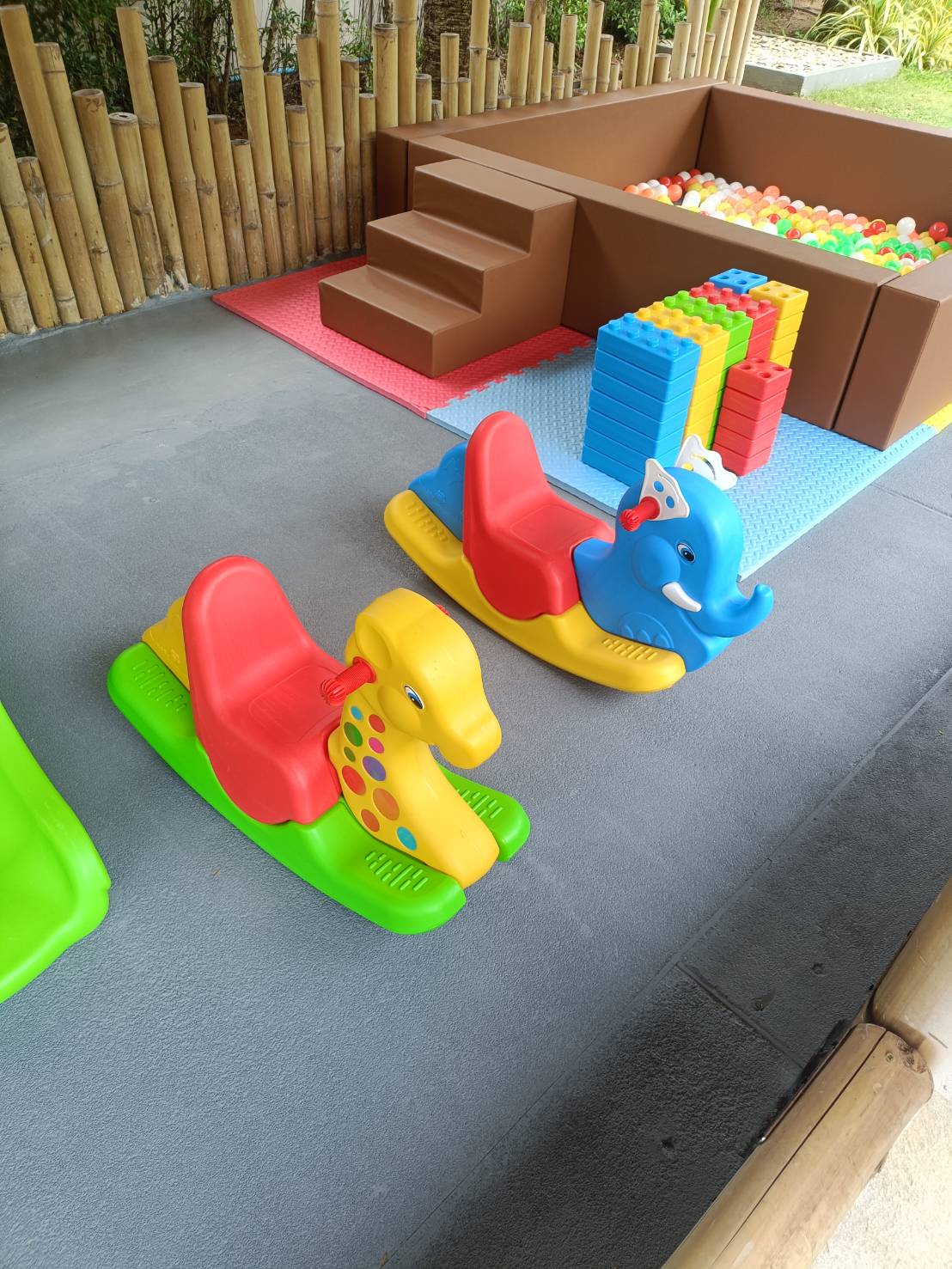 โยกเยกช้าง 3สีม้าโยก,โยกเยกเด็ก,ของเล่นพลาสติก,เครื่องเล่นในร่ม, ของเล่นสนามเด็ก, สินค้าพร้อมส่ง