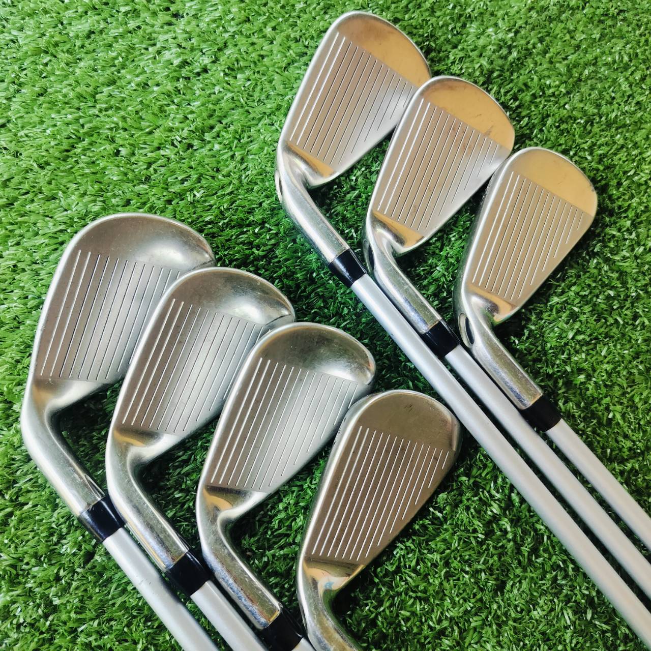 *** ไม้กอล์ฟผู้หญิง *** ชุดเหล็ก Callaway X HOT ก้าน WOMEN'S FLEX สวยมาก เดิมทุกอย่าง กริพเดิมสวย ก้านในชุดเหล็ก 55 กรัม เบามาก ไม้กอล์ฟพรีเมี่ยมมือสอง ของแท้ By NakaraLuxurious