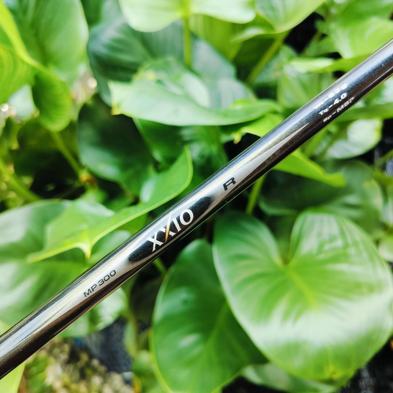 เหล็ก 5 หน้าเด้ง!!! XXIO IMPACT POWER มีแผ่นหน้าเด้งอยู่ที่หน้าไม้ ตีง่ายและตีไกลกว่าเหล็กปกติ ก้าน XXIO MP300 FLEX R ไม้กอล์ฟพรีเมี่ยมมือสอง ของแท้ By NakaraLuxurious
