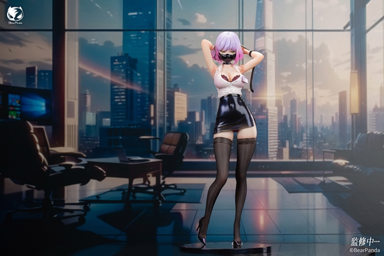 [สั่งจอง] Bear Panda & YD 1/4 : Luna Bunny Girl Figure (45ซม.)