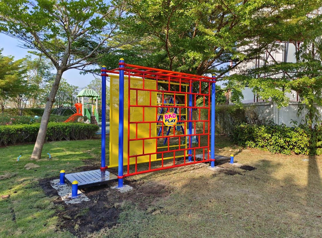 เครื่องเล่นสนามกลางแจ้ง เหล็กตั้งพื้น ชุดปีนป่ายหน้าผาจำลอง ปีนป่ายกำแพง, OutdoorPlayground, บาร์โหนอนุบาล-ประถม ขนาด 80x360x200 ซม.