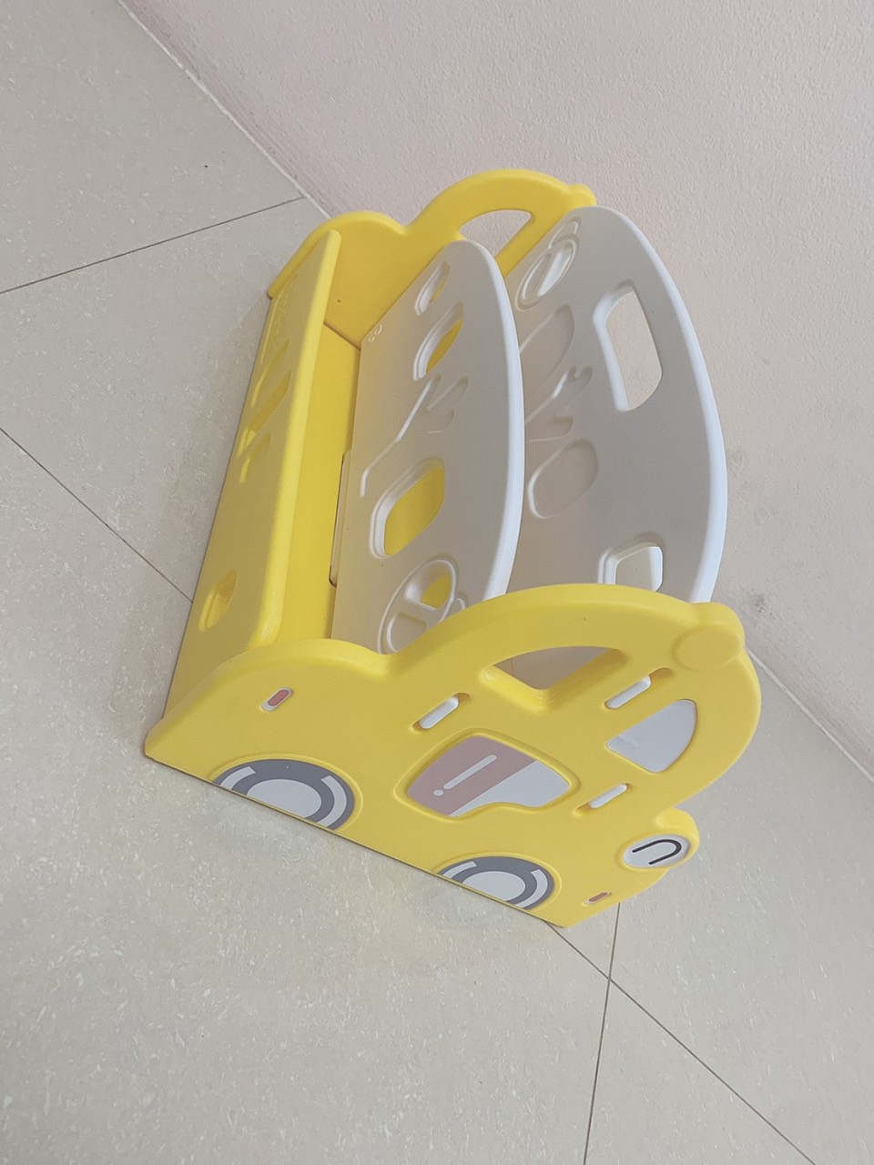 KP-0058 ชั้นวางหนังสือรถ ,ชั้นวางของเด็กพลาสติก ,ชั้นวางหนังสือเด็ก,เฟอร์นิเจอร์เด็ก