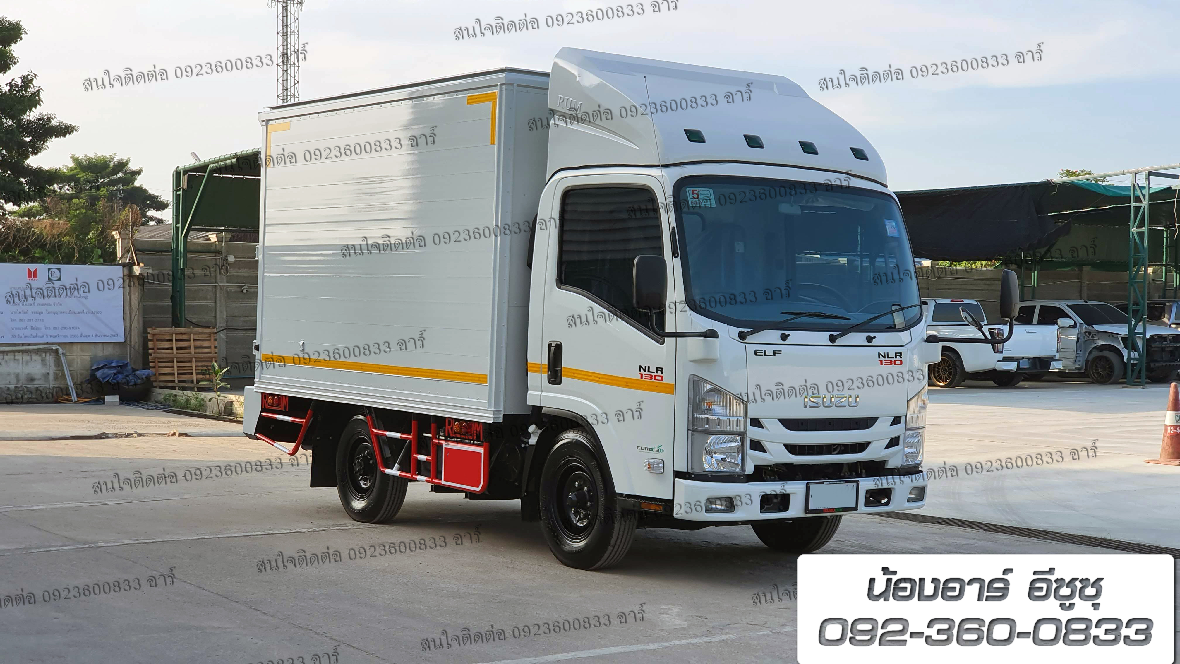 4 ล้อ ISUZU NLR130 แรงม้า พร้อมตู้ประตู 3 บาน