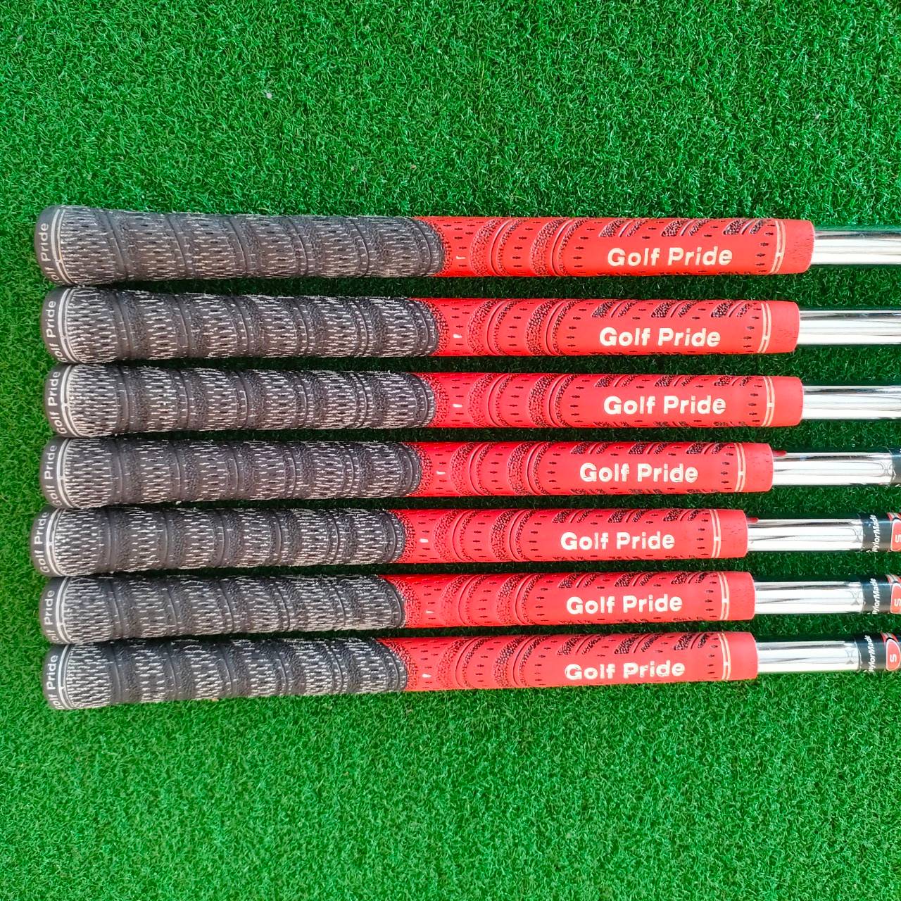 ชุดเหล็ก TAYLORMADE XR FORGED มีเหล็ก 4-9 เเละ PW เหล็ก FORGED CAVITY คุณภาพสูง งานพรีเมี่ยมมากๆ ตระกูล XR พรีเมี่ยม