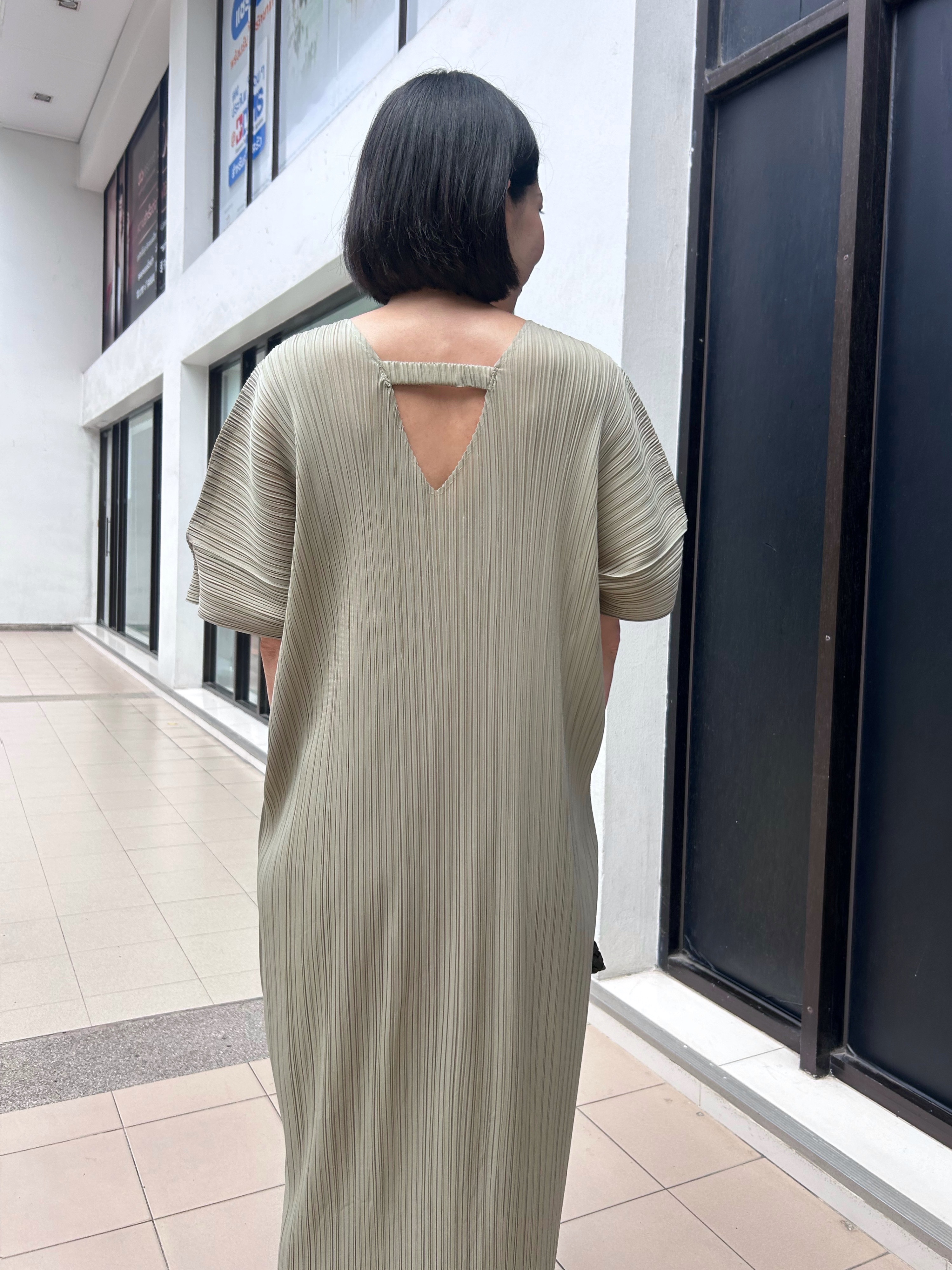 2MUAY รุ่น GJO1408 เดรสพลีทคุณภาพ SHORT SLEEVE V NECK PLEATED DRESS 10 สี FREE SIZE