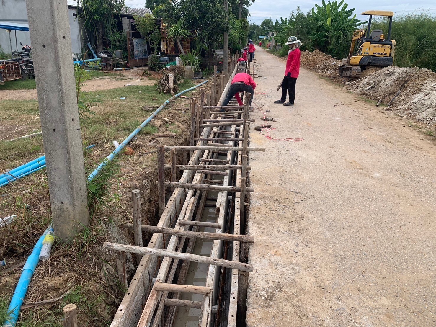 งานก่อสร้างรางระบายน้ำ(รางยู) เทศบาลตำบลเบิกไพร