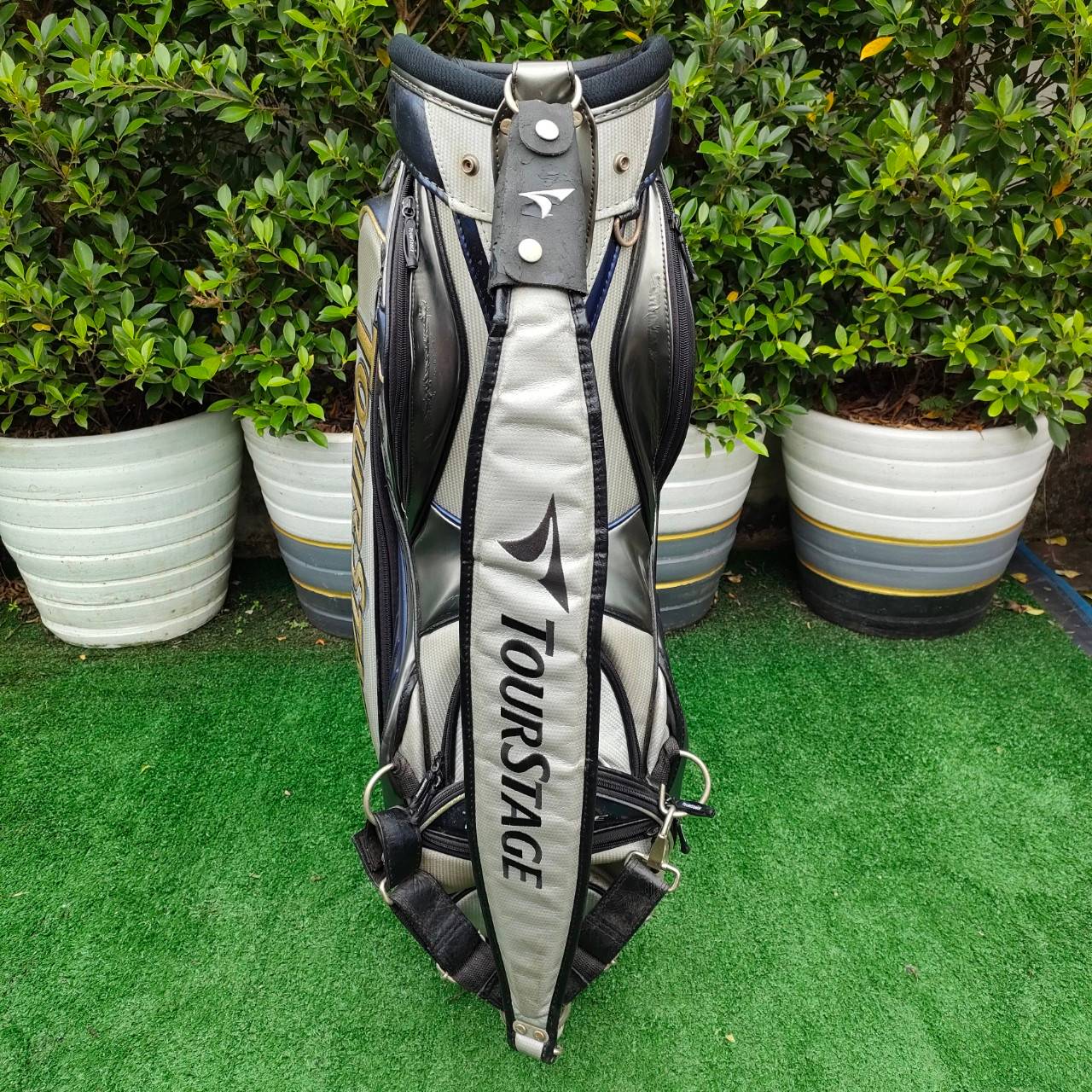 ถุงกอล์ฟ TOURSTAGE มือสอง ถุงใบใหญ่ 9 นิ้ว ถุงสวยมาก พรีเมี่ยมจากประเทศญี่ปุ่น