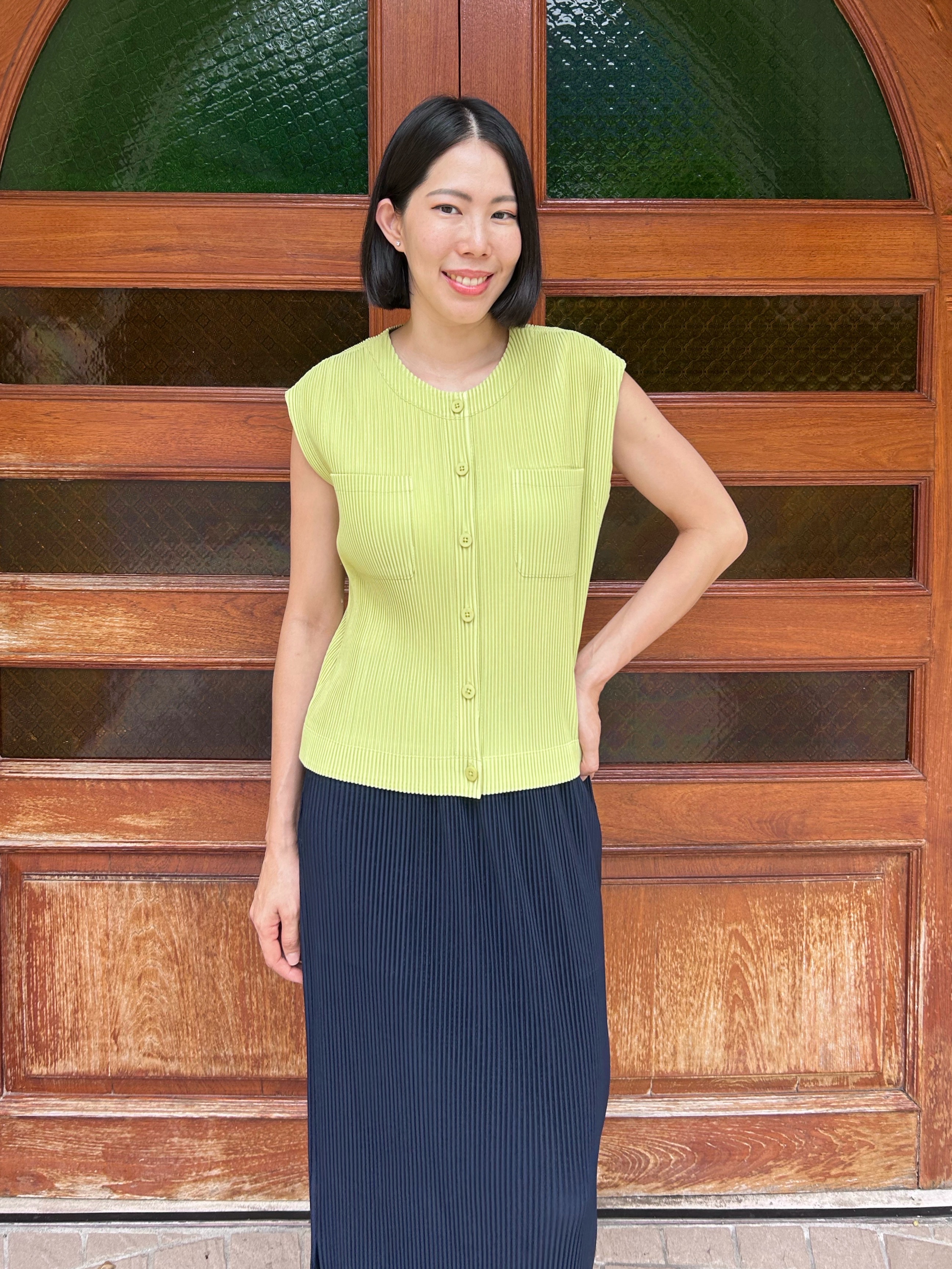 2MUAY รุ่น GJO10302 เสื้ออัดพลีท THICK CAP SLEEVE BUTTON FRONT PLEATED TOP 14 สี FREE SIZE