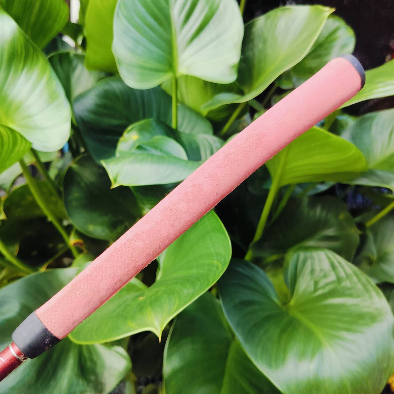 *** ไม้กอล์ฟสำหรับเด็ก ** PUTTER NIKE ยาว 21 นิ้ว ทรงมอลเล็ต ชดเชยสูง พัตต์ง่าย มีเส้นเล็งอย่างดี น้ำหนักดีค่ะ หน้าอินเซิร์ท ให้ฟีลลิ่งที่ดีมาก ไม้กอล์ฟพรีเมี่ยมมือสอง ของแท้ By NakaraLuxurious