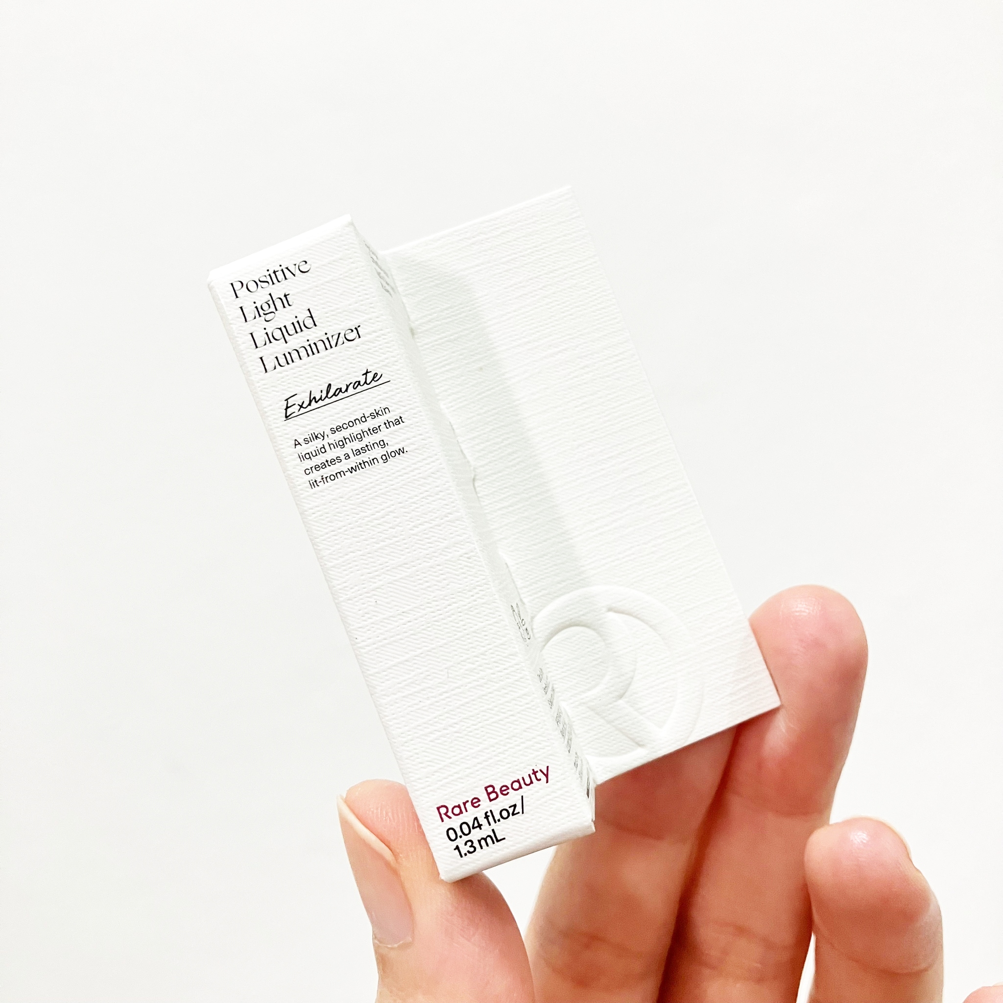 Rare Beauty Positive Light Liquid Luminizer 1.3ml สี Exhilarate ลิควิดไฮไลเตอร์