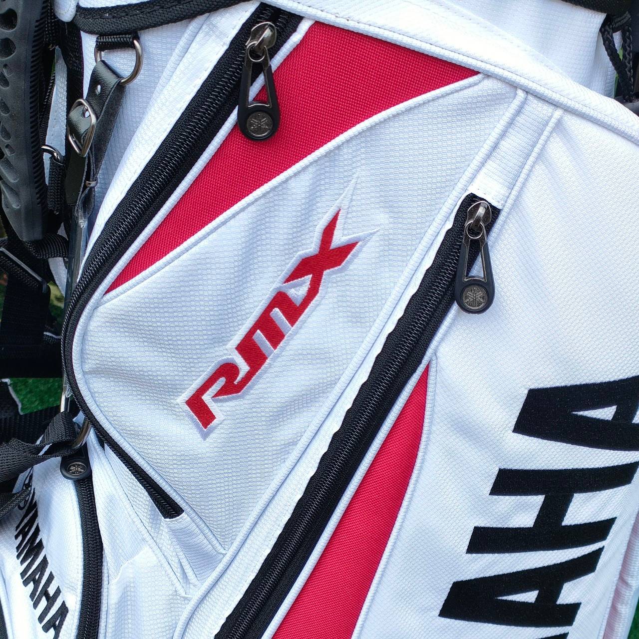 ถุงกอล์ฟ YAMAHA ขาตั้ง ของใหม่!! ส่งตรงจากญี่ปุ่น สวยมาก มีสายสะพายครบ มือหนึ่ง ของแท้ BY NakaraLuxurious