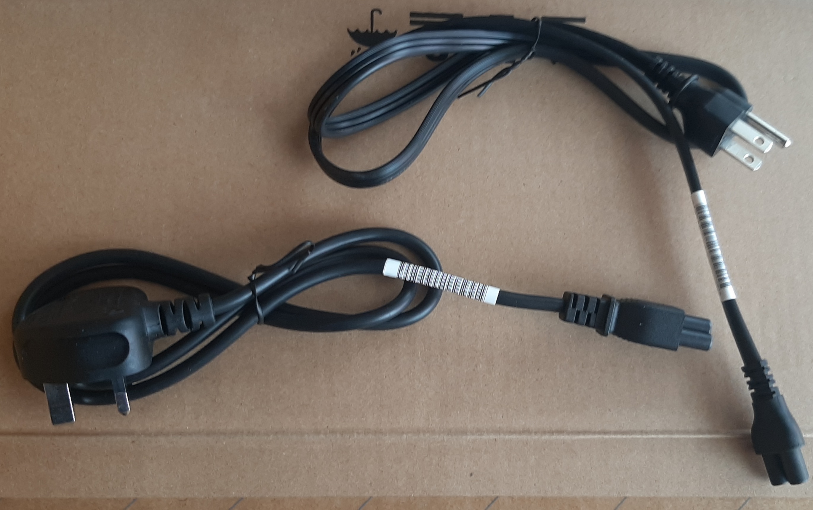 HP 2013 ultraslim docking station (D9Y32UT#ABA) มีกล่องประกันร้าน 1 วัน สภาพดี