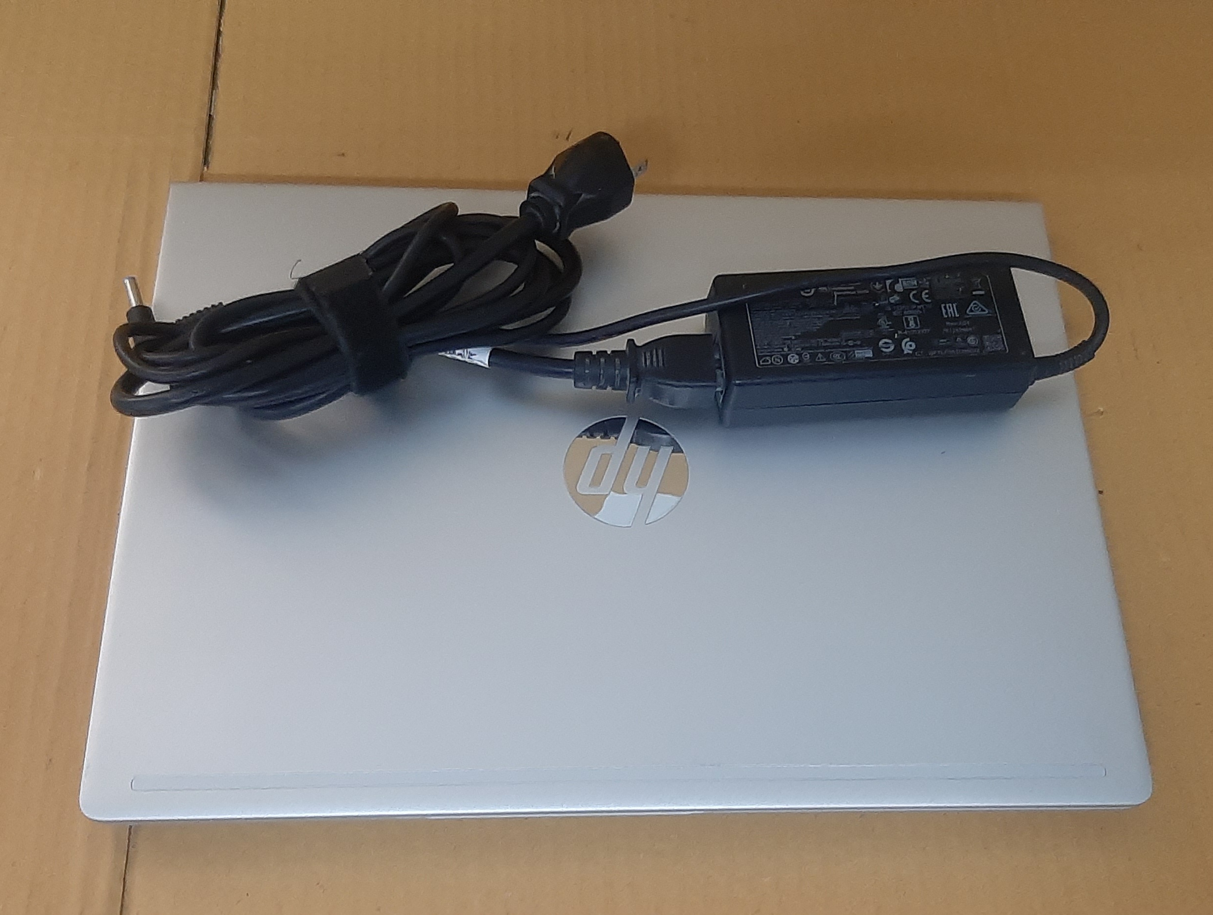 โน๊ตบุ๊คมือสอง ประกันร้าน สภาพดี HP Probook 440 G7 (i5-10210U Ram8GB HDD1TB) พร้อม Adapter