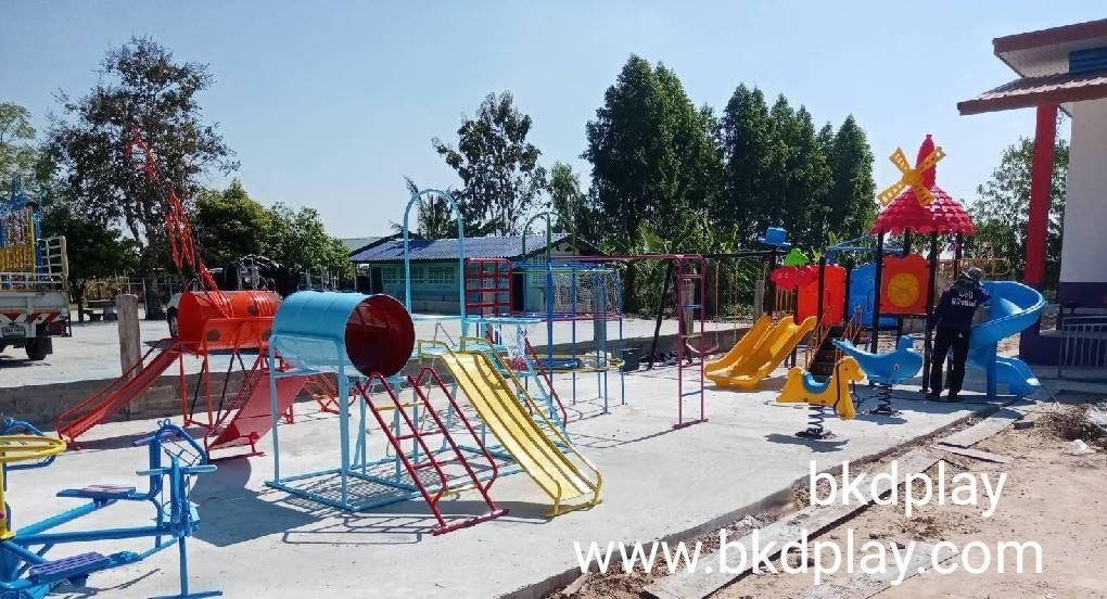 เครื่องเล่นสนามชุดรวมD ประกอบด้วยสไลเดอร์ปีนป่ายแป้นบาสและถังลอด, เครื่องเล่นสนามกลางแจ้ง , เครื่องเล่นสนามเหล็ก, ของเล่น, OutdoorPlayground,สนามเด็กเล่น,เครื่องเล่นงบสพฐ.ประชารัฐ ราคาโรงงาน