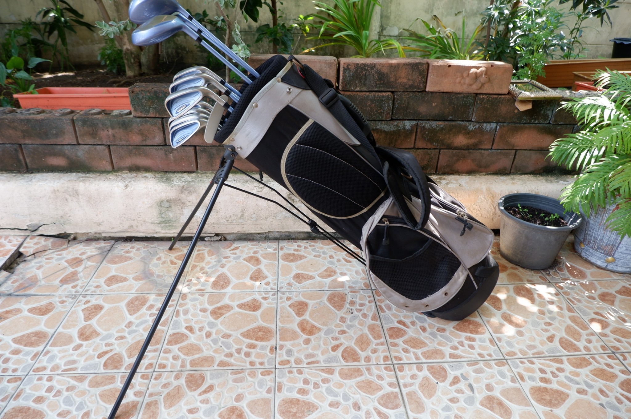 FULL SET MARUMAN LUCERO ไม้กอล์ฟครบชุดมือสองสำหรับผู้หญิง