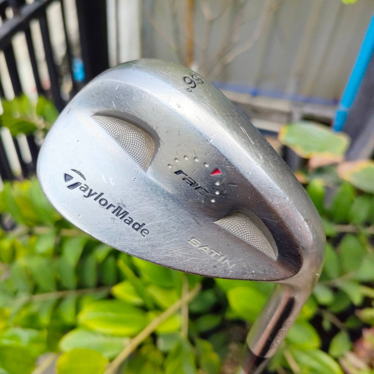 WEDGE TAYLORMADE RAC องศา 56 เบาท์ 12 ตัว SATIN ก้าน DYNAMIC GOLD FLEX WEDGE ชิพนุ่มนวล แม่นยำ ร่องคมลึกๆ สปินดี ตกหยุดง่าย สภาพเดิม ไม้กอล์ฟพรีเมี่ยมมือสอง By NakaraLuxurious