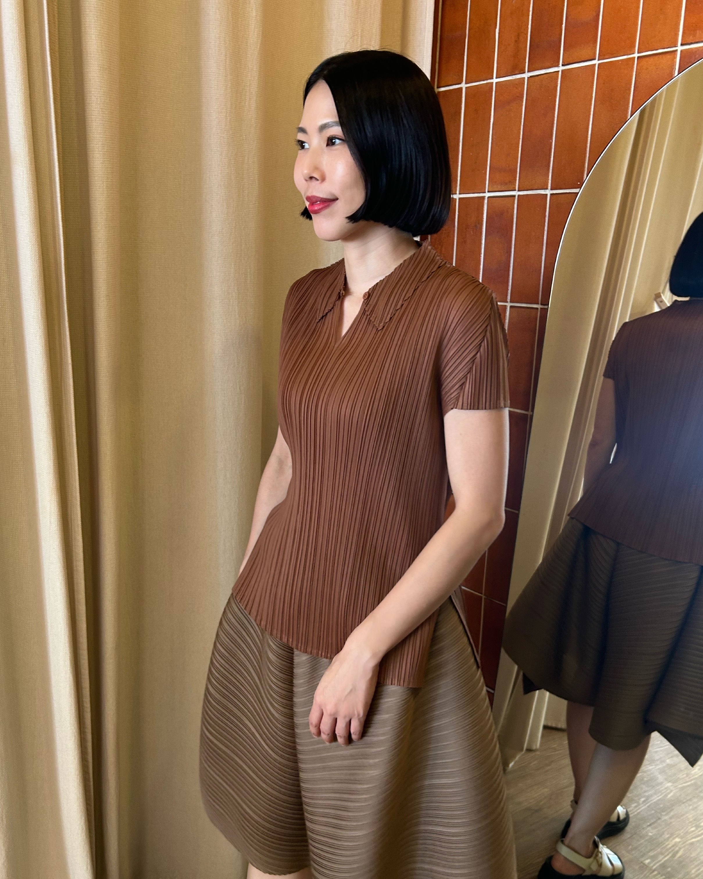 2MUAY รุ่น GJO11533 เสื้ออัดพลีท PLEATED MOCK COLLAR TOP 10 สี FREE SIZE