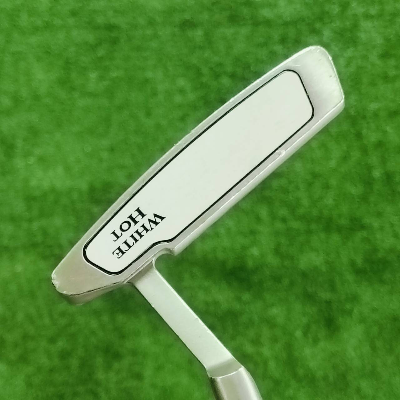 PUTTER ODYSSEY WHITE HOT #6 ยาว 34 นิ้ว เบอร์ 6 พัตต์ง่ายมากขึ้น สภาพสวยเดิมๆเลยค่ะ กริพเดิม ไม้กอล์ฟพรีเมี่ยมมือสอง ของแท้ By NakaraLuxurious