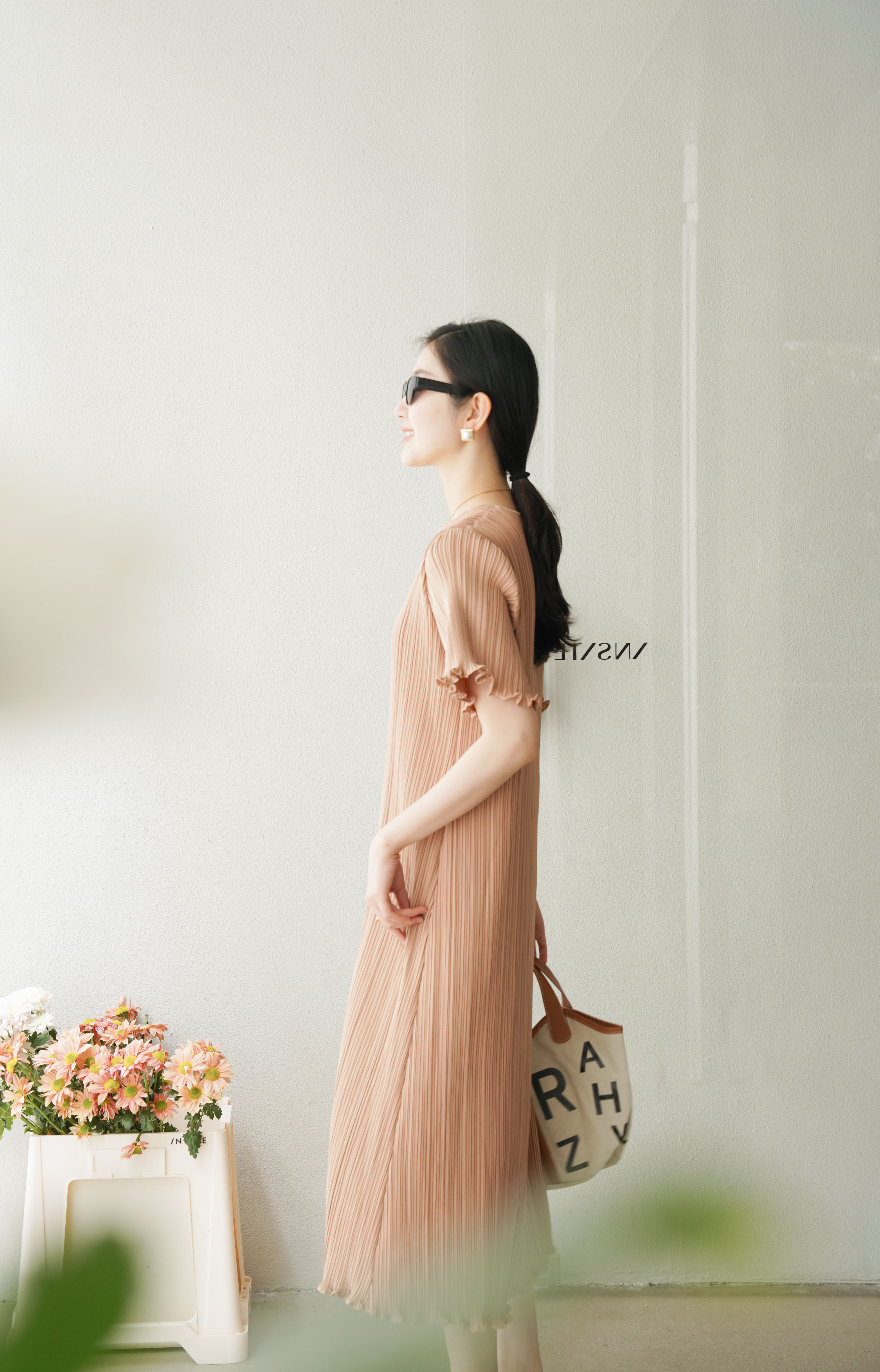 ปรับราคาลง20%!! 2MUAY รุ่น GJO5323 เดรสพลีทคุณภาพ GLAM SHORT SLEEVE PLEATED DRESS 7 สี FREE SIZE