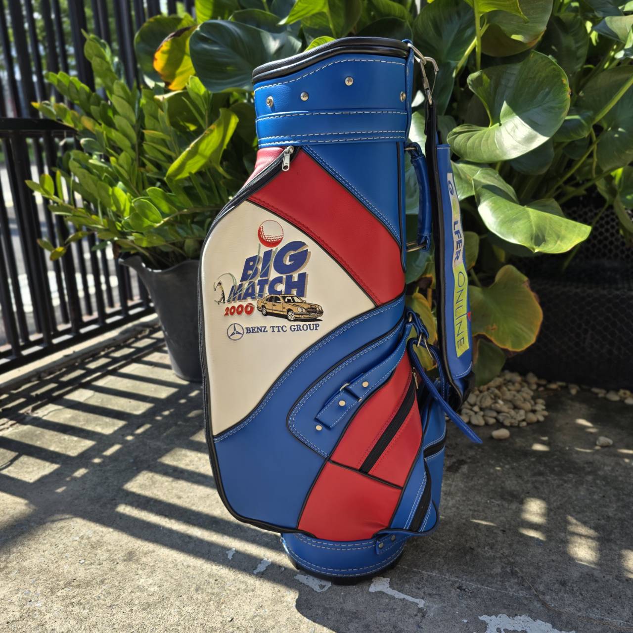 ถุงกอล์ฟ Mercedes-Benz Big Match ภายในบุกำมะหยี่ ถุง TOUR .บใหญ่ น่าใช้มากค่ะ ลดพิเศษที่สุด!!!
