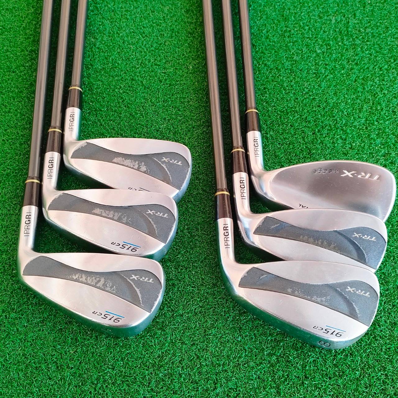 ชุดเหล็ก PRGR TR-X 915CR มีเหล็ก 5 - 8 PW AW ก้าน M40 I.N.S.P.E.C AW เป็นใบ WEDGE ให้เลยครับ