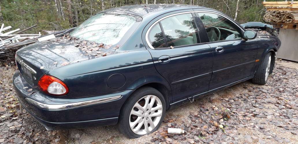 Jaquar X-Type, 2003, varaosina