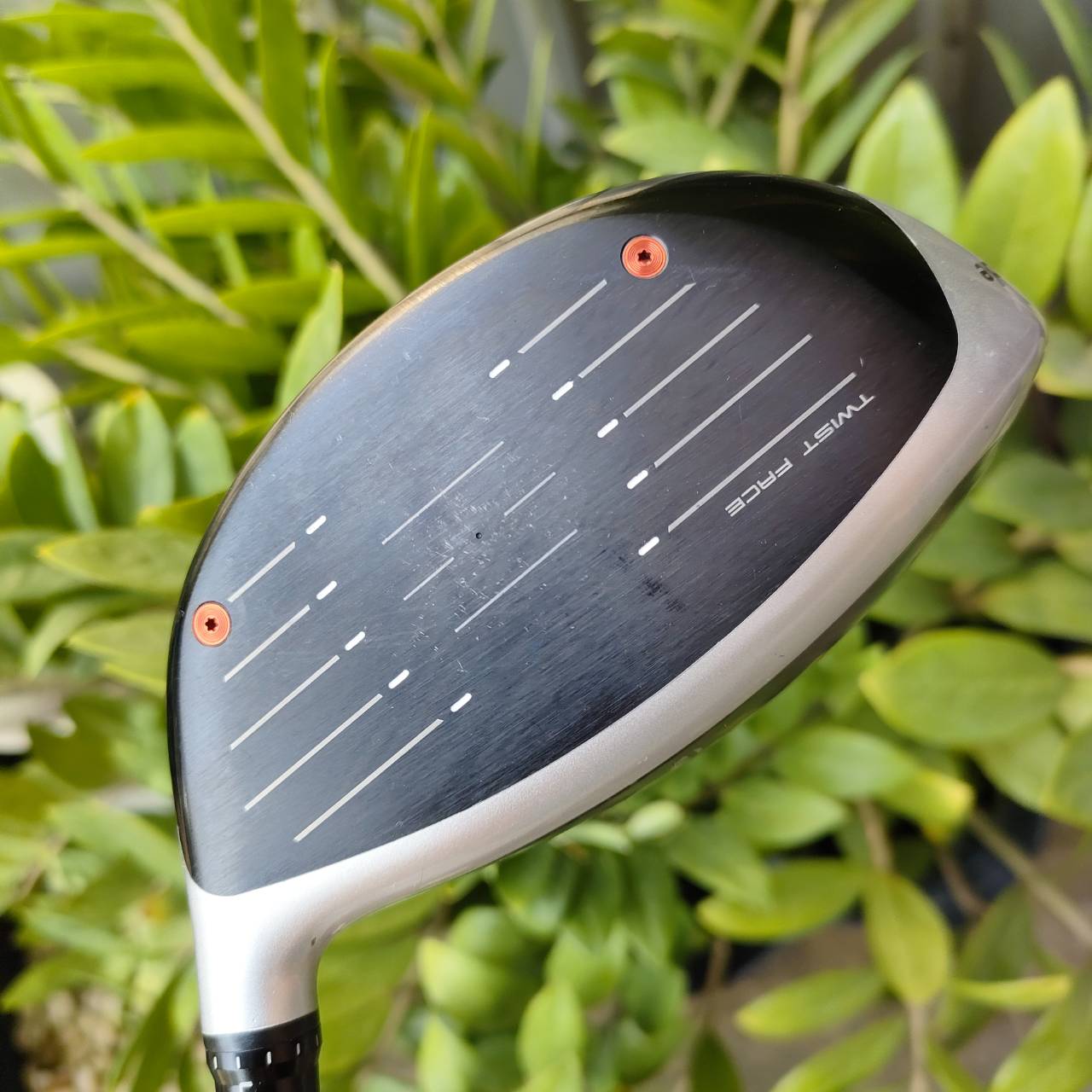 DRIVER TAYLORMADE M5 องศา9 ก้าน FUJIKURA VISTA PRO FLEX R ก้านพรีเมี่ยมเบามาก แค่ 45 กรัมเท่านั้น TWIST FACE หน้าเด้งมากๆ โหดแบบขีดสุด มี ส่วน POCKET ที่ SOLE ทำให้เด้งพลัง 5 เท่า ไขปรับทิศทาง ไม้กอล์ฟพรีเมี่ยมมือสอง By NakaraLuxurious
