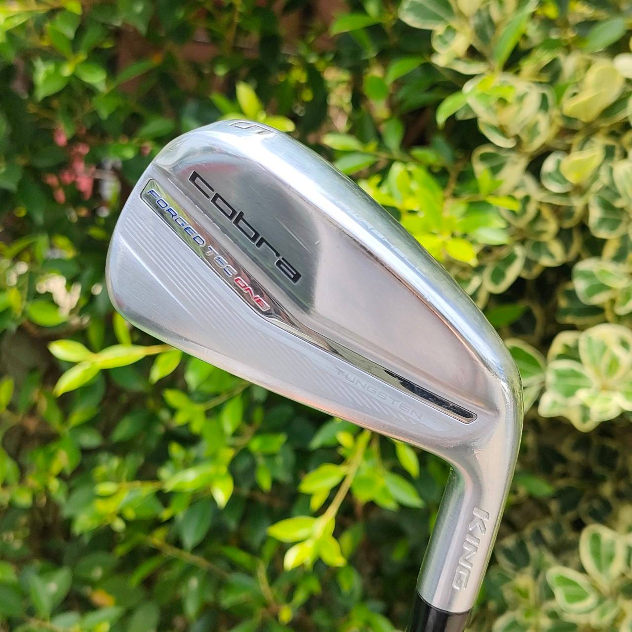 ชุดเหล็ก 2022 Cobra King Forged TEC One Length มีเหล็ก 5-9 เเละ PW เป็นรุ่นใหม่ สภาพใหม่สวยจัด ก้าน KBS S-TAPER LITE FLEX S สุดยอดก้านครับ สุดยอดเหล็กคุณภาพ ที่ตีวงสวิงเดียวกันทั้งชุด ควบคุมได้ดี ฟีลลิ่งดี ได้ผลมากจริงๆครับ