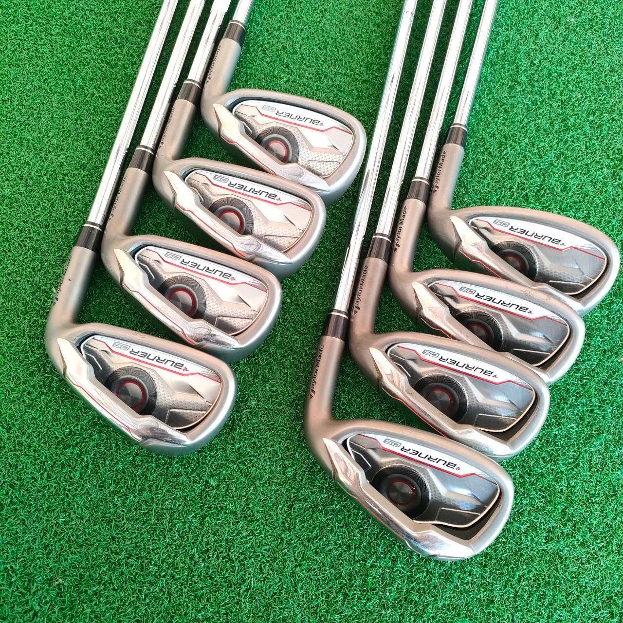 ชุดเหล็ก TAYLORMADE BURNER OS มีเหล็ก 5 - 9 PW AW SW ก้านเหล็กสุดยอดพรีเมี่ยม เบา 85 กรัม FLEX R ถือว่าเบามาก ใบใหญ่ ตีง่ายๆ ตีสบายๆ ระยะดีมาก สปินดีมาก ตกหยุด คุณภาพมากครับชุดนี้