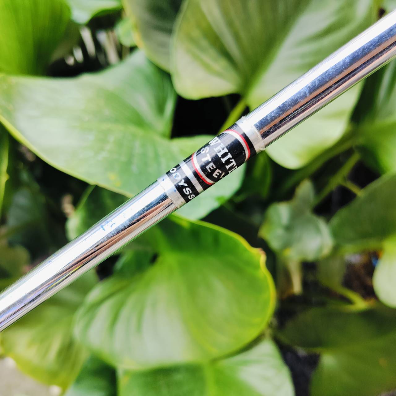 PUTTER ODYSSEY 2-BALL WHITE STEEL ยาว 34 นิ้ว รุ่นเป็นหน้า MILLED แต่มีลวดลาย เพื่อช่วยให้ลูกหมุนเกาะไลน์ยิ่งขึ้น ไม้กอล์ฟพรีเมี่ยมมือสอง ของแท้ By NakaraLuxurious