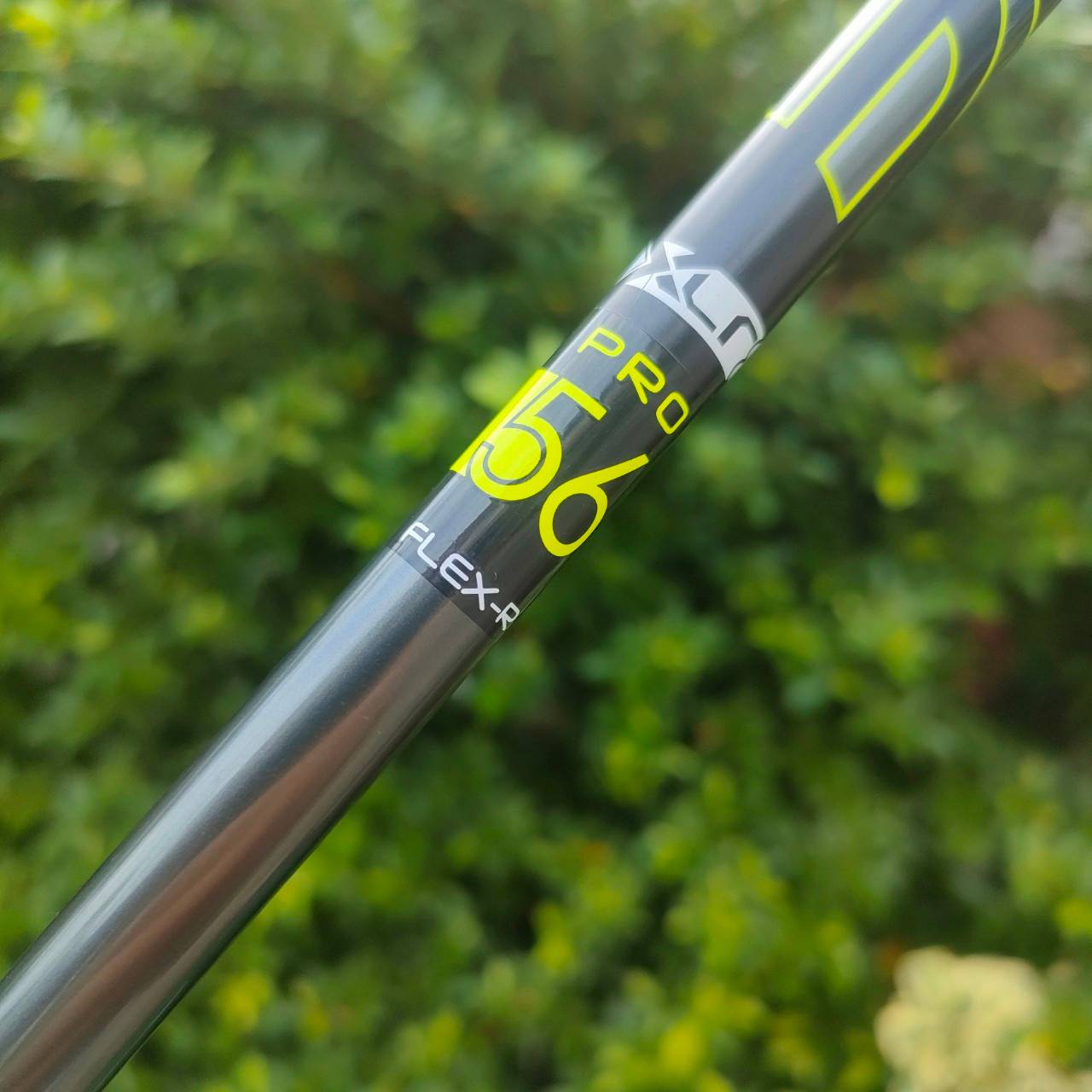 DRIVER TAYLORMADE M2 องศา 9.5 ก้าน FUJIKURA FLEX R ด้านหน้าไม้มี POCKET ช่วยเด้งมาก ตีไกลจัด และตีง่ายมากๆ มี COVER เดิมๆ ไม้กอล์ฟมือสอง ของแท้ BY NakaraLuxurious