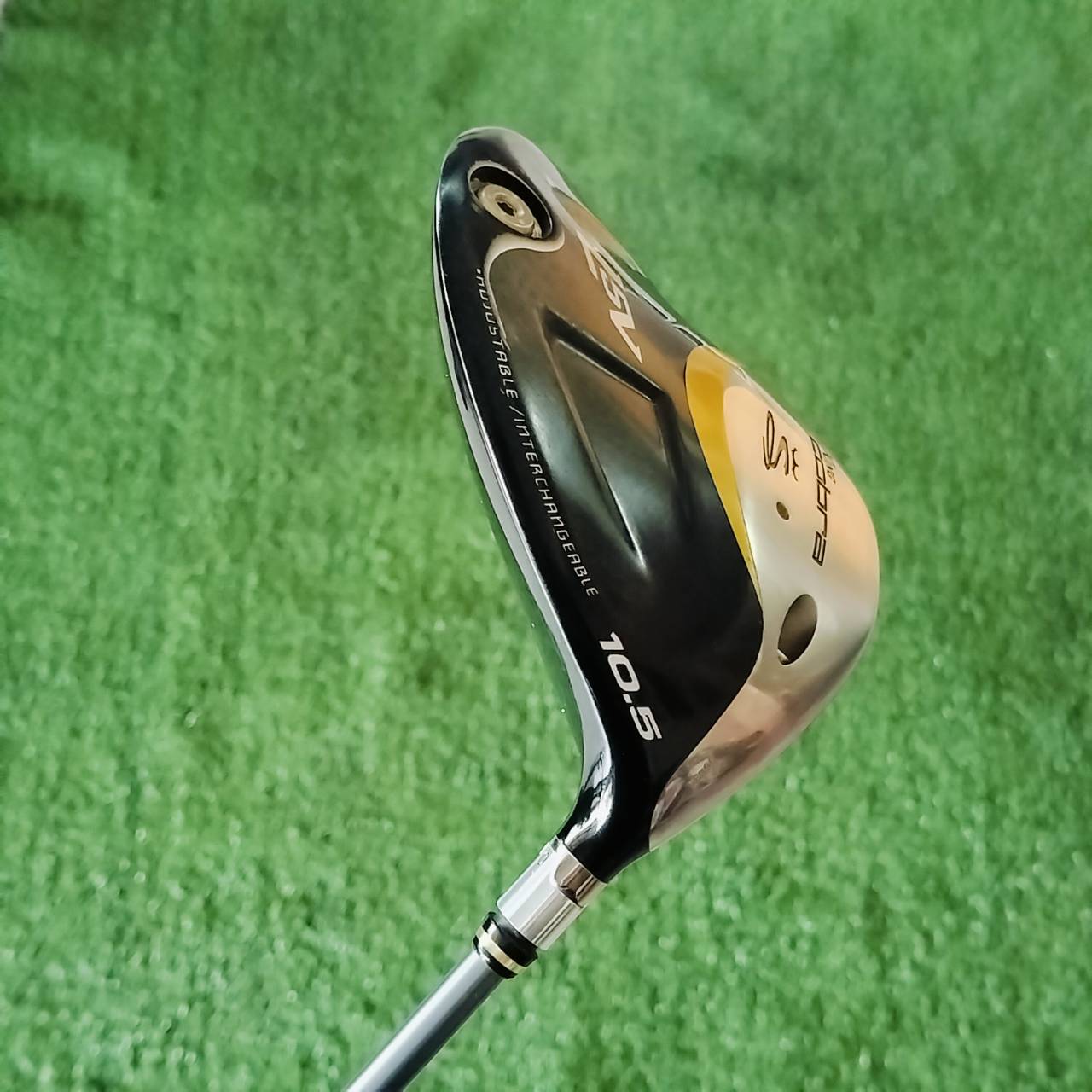 DRIVER KING COBRA L5V องศา 10.5 ก้าน DIMANA เบาแค่ 45 กรัม FLEX S *** แค่ก้านก็เกินคุ้มแล้วค่ะ *** หัวใหญ่ COBRA เน้นไม้ที่ตีง่าย ไกล ไม้กอล์ฟพรีเมี่ยมมือสอง ของแท้ By NakaraLuxurious