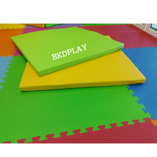 เบาะหนังกันกระแทก เบาะรองคลานเด็ก เบาะหนัง pvc กรุผนัง แผ่นปูพื้น, กันกระแทก เบาะออกกำลังกาย เบาะยิมโยคะ สั่งทำ เลือกสีหนังได้