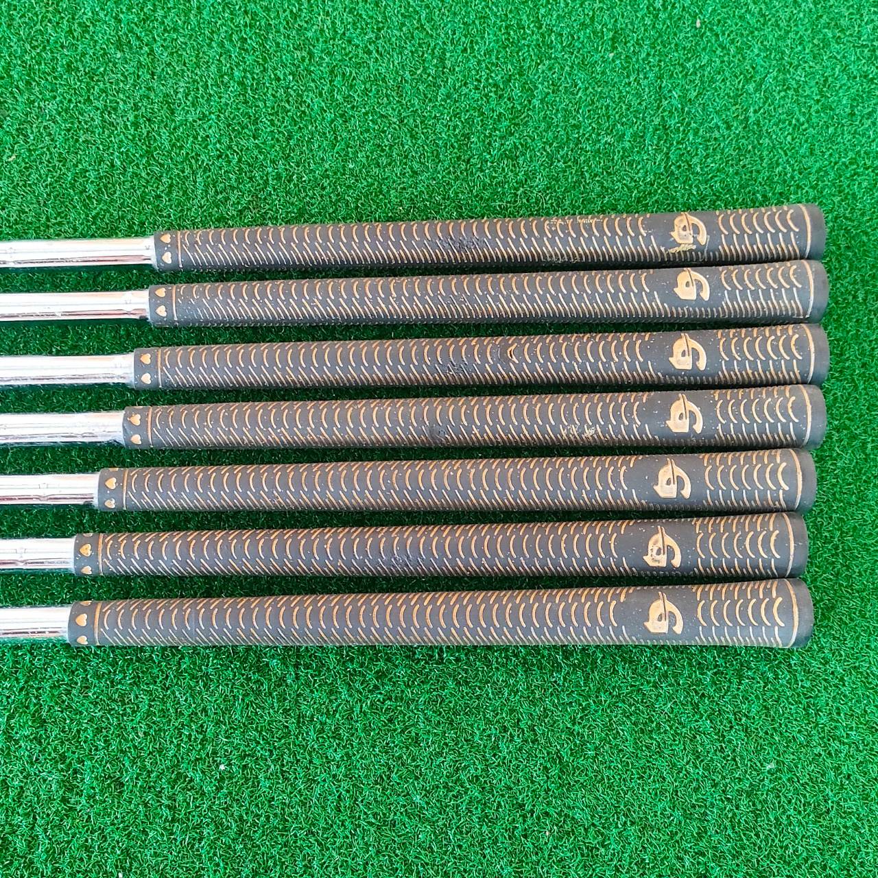 ชุดเหล็ก GREEN WAY GL-301 มีเหล็ก 5-9 เเละ PW SW เหล็ก FORGED เนื้อสวยใส ใบเบลดคมๆ มันส์ๆ จากญี่ปุ่น