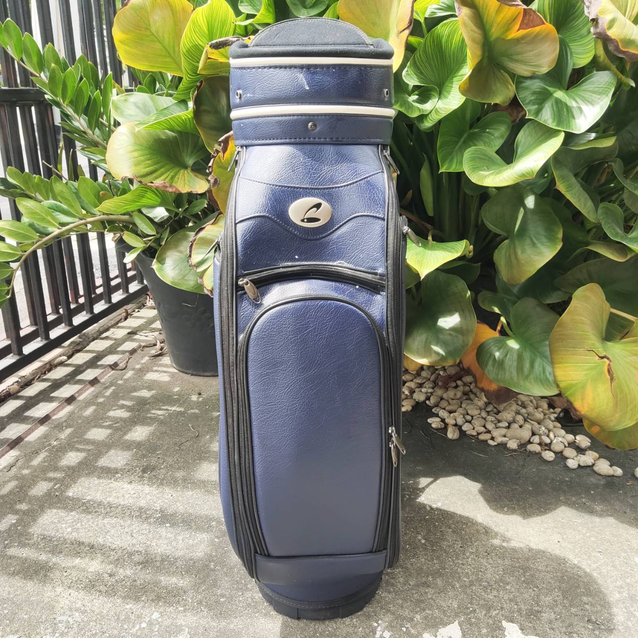 ถุงกอล์ฟกรุงเทพกรีฑา มือสอง ถุง TOUR ใบใหญ่ ใส่ไม้ได้ครบครัน