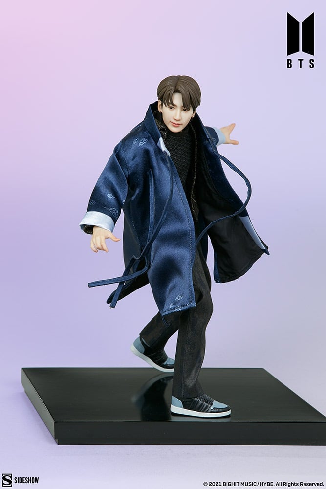[สั่งจอง]Sideshow : BTS Idol Collection Deluxe Statue