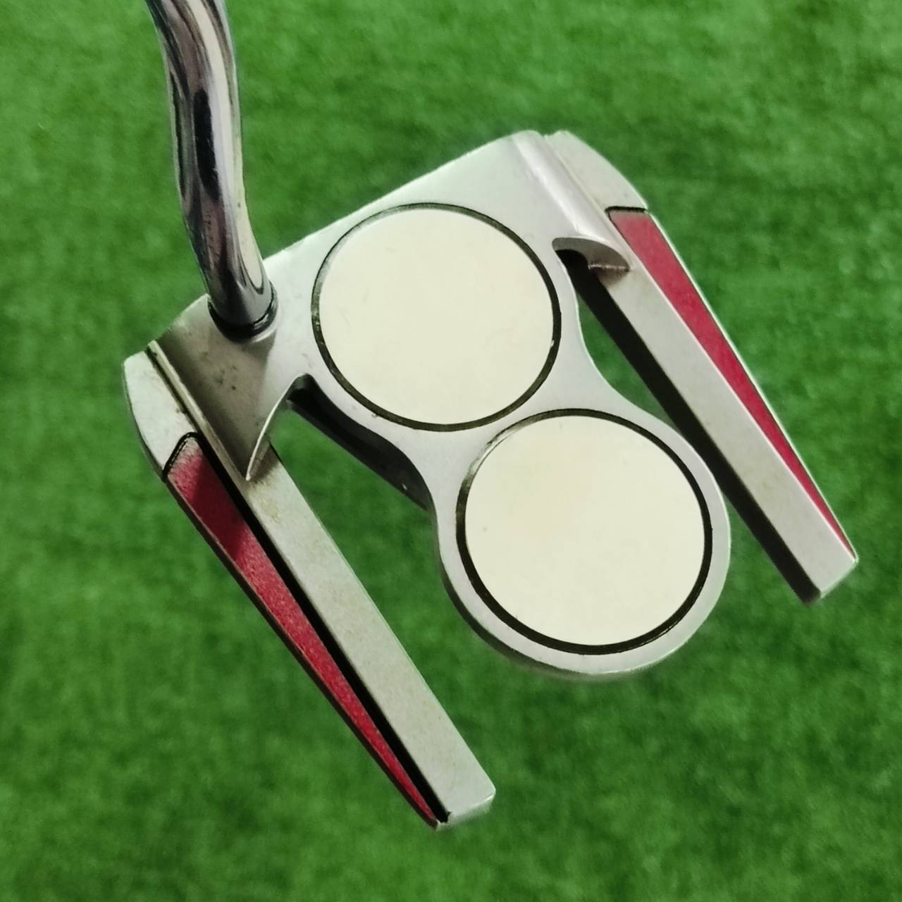 Odyssey White Hot XG 2-Ball F7 ความยาว 34 นิ้ว หน้าสัมผัสรุ่น XG จะมีลายเข้ามาเพิ่ม ทำให้ทั้งนุ่มมาก ไม้กอล์ฟพรีเมี่ยมมือสอง ของแท้ By NakaraLuxurious