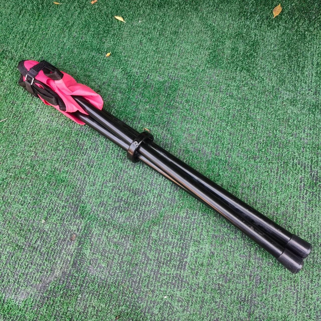 เก้าอี้กอล์ฟ พับได้!!! มือสอง สภาพ สวย ทนทานเเข็งเเรงมาก พกพาสะดวกสบาย ใส่ถุงกอล์ฟได้ มือสอง ของแท้ BY NakaraLuxurious