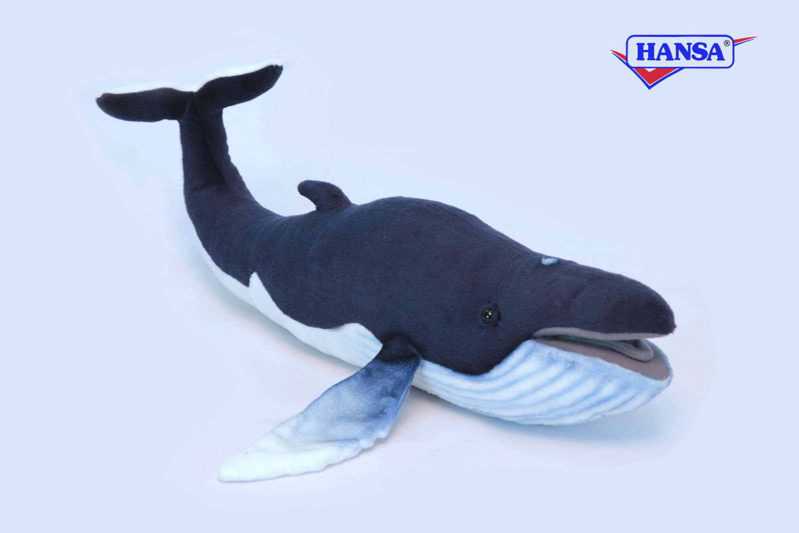 6289 Humpback Whale 59 cm. L