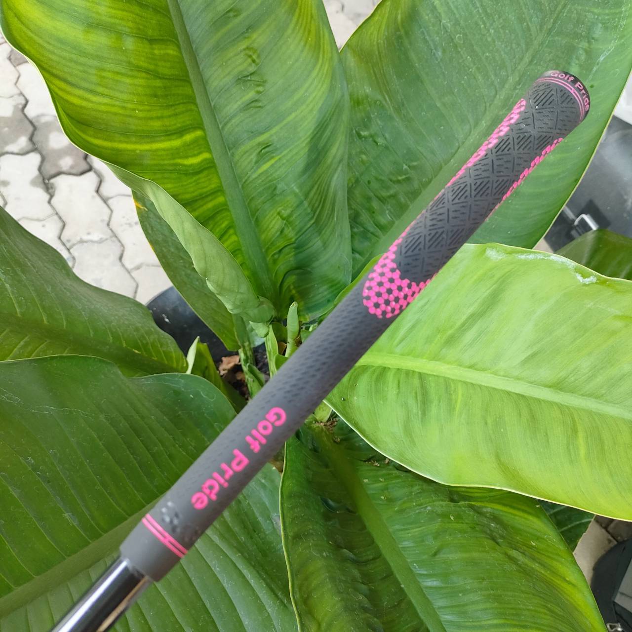 ก้านสำหรับใส่ FW สุดพรีเมี่ยม MIYAZAKI 39S ใส่กริพ GOLF PRIDE ความยาวเฉพาะก้าน 41 นิ้ว ก้านเบาเพียงแค่ 39 กรัม เร่งสปีดได้แรงมาก ก้านไม้กอล์ฟพรีเมี่ยมมือสอง ของแท้ By NakaraLuxurious